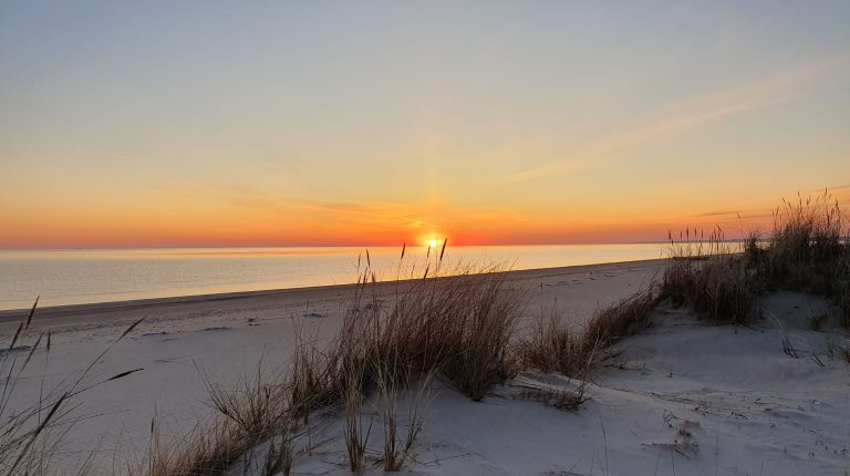 Sonnenuntergang in Luzna, Lettland